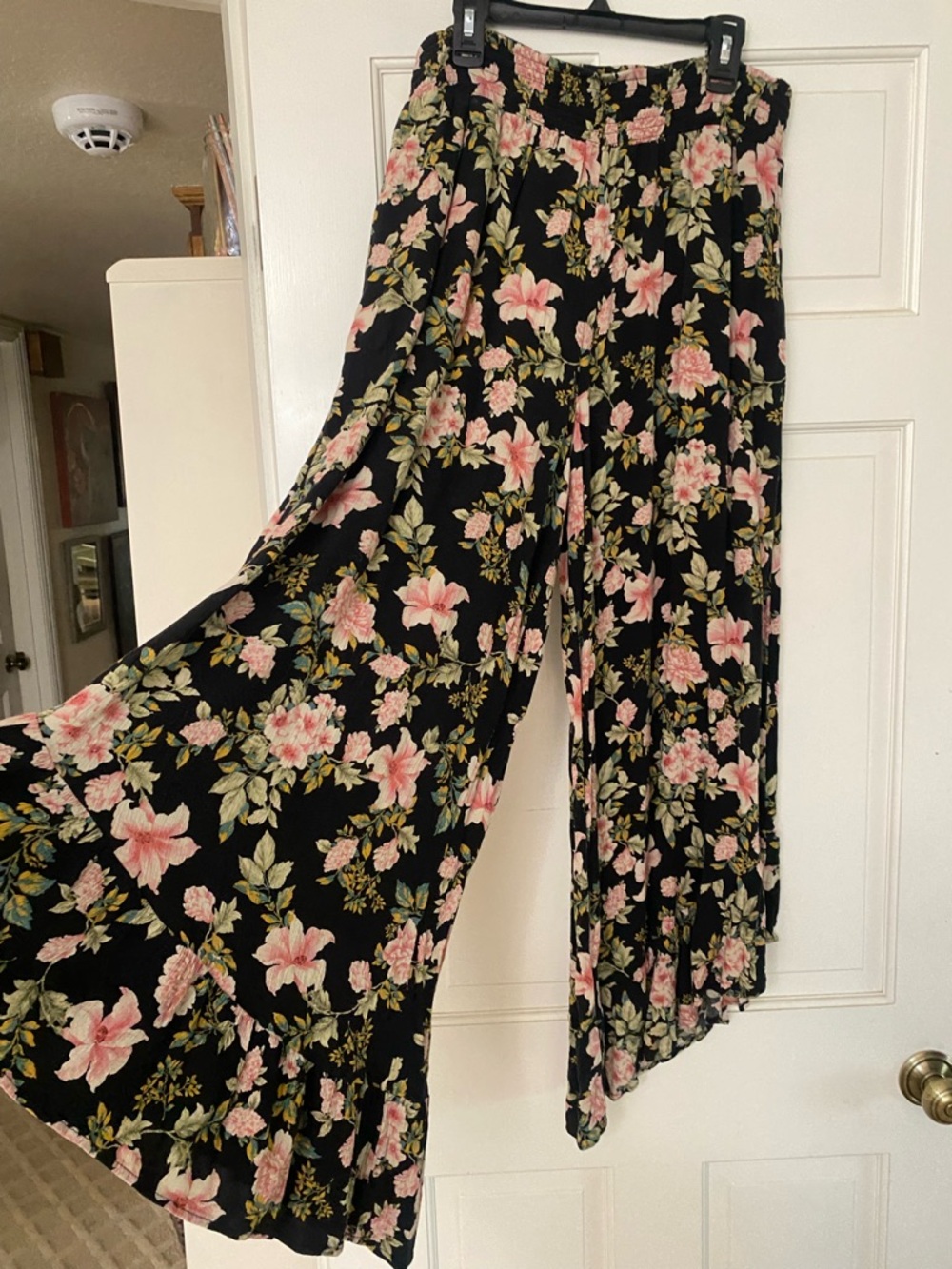 American Eagle Outfitters Black Wide-Leg Floral Pants with Pink & Green Print